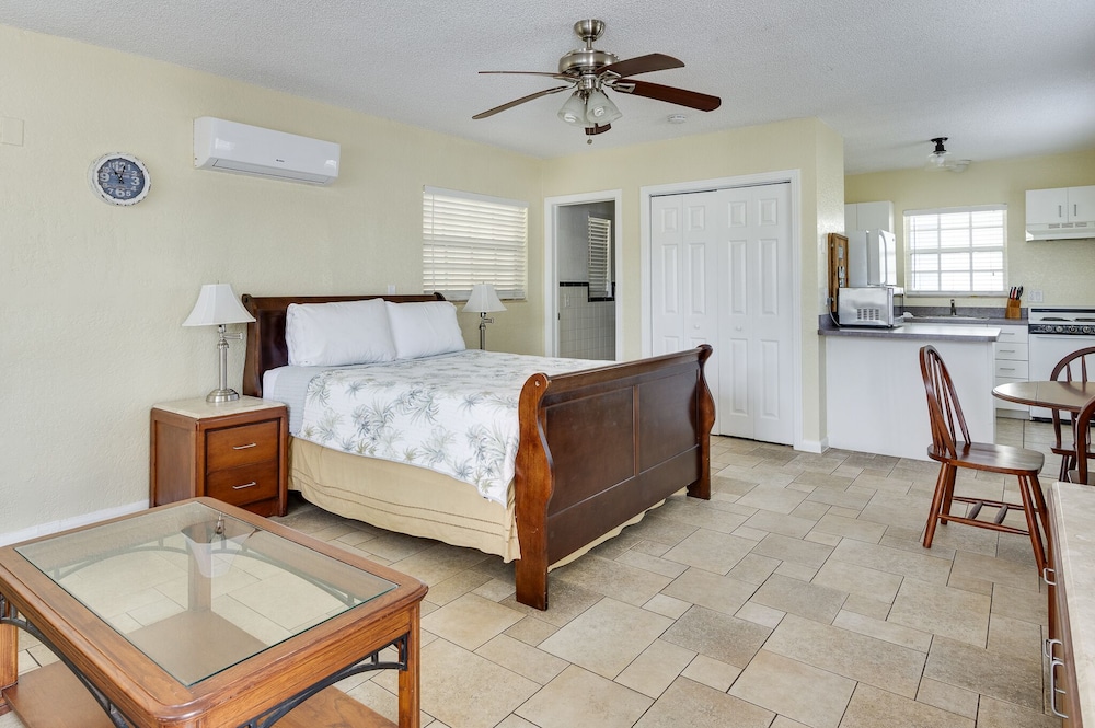 Sand Glo Villas