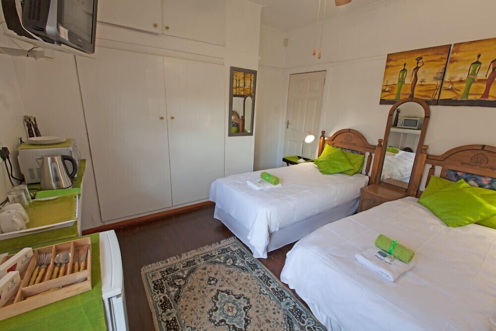 EaglesNest Bed and Breakfast