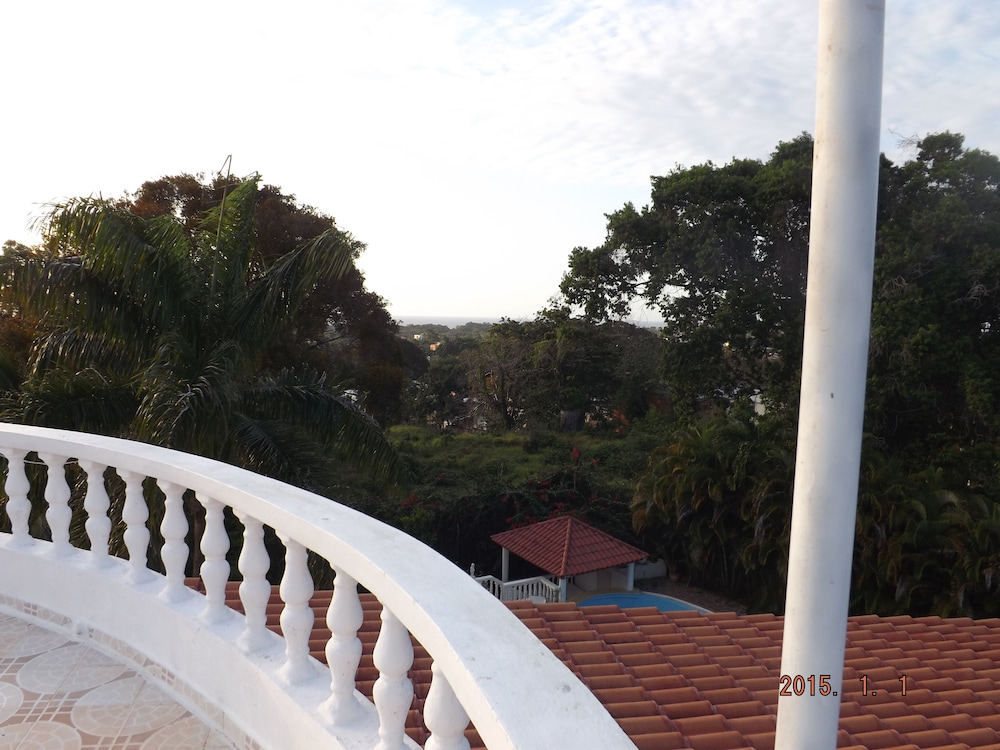 Four Bedroom Villa with Private Pool, Ocean View