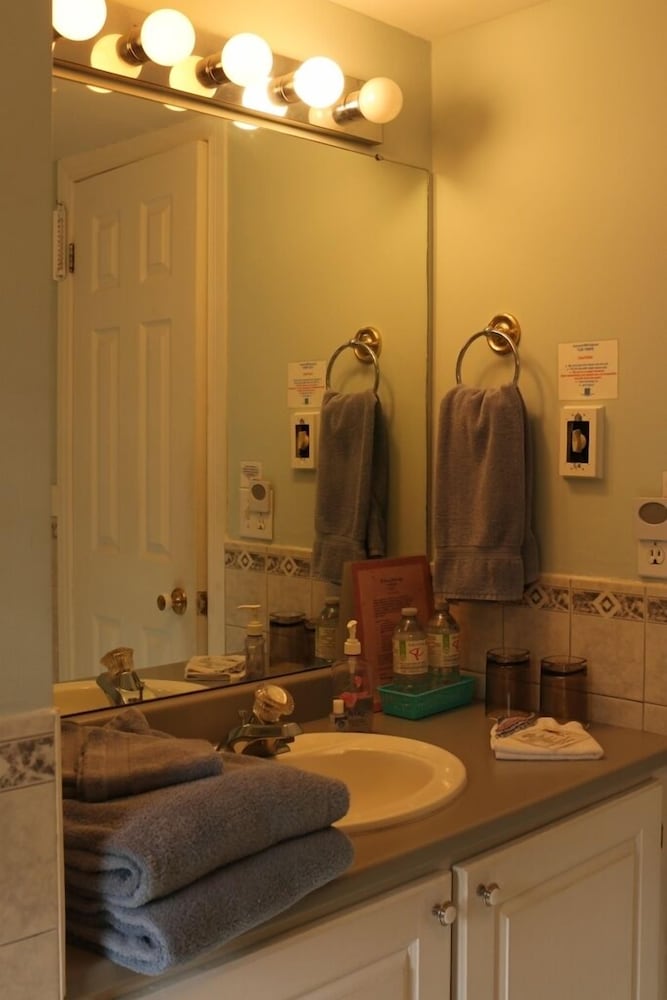 Sunny Rock B&B Haliburton