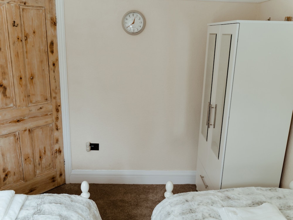 Compass Cottage