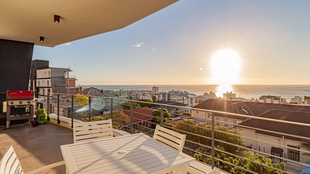 Modern Sea Point Apartment w Sea Views Alpha Sunsets view 5