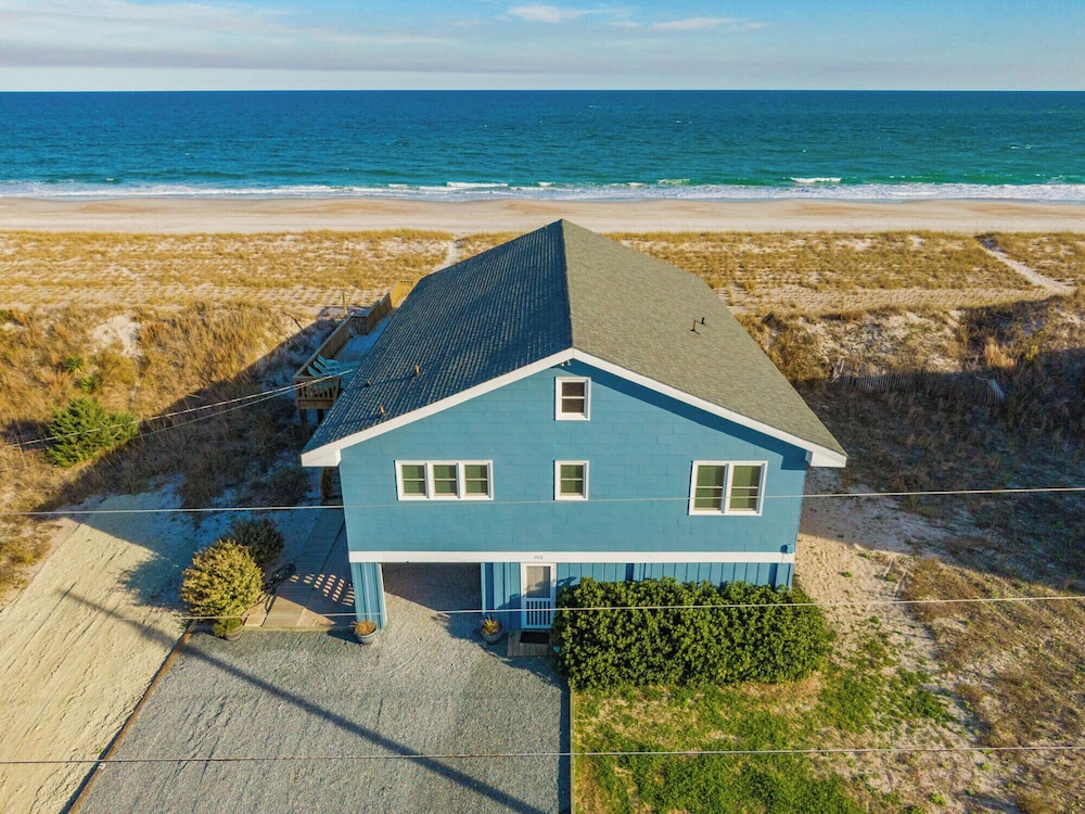 The Caroline by Topsail Realty