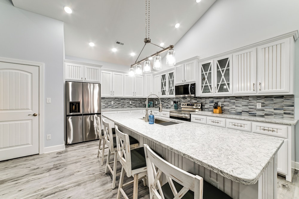 Massive Lake Views & Stunning Sunsets: Waverly Gem