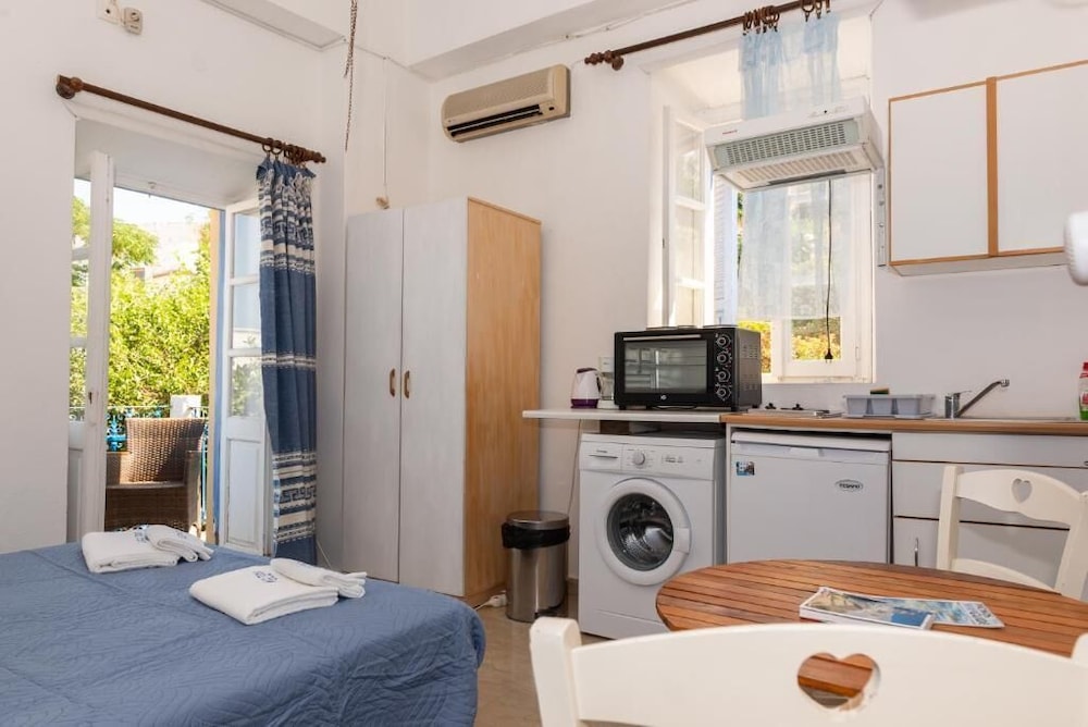 EL GRECO STUDIO PATMOS