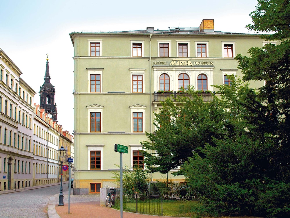 Hotel Martha Dresden - Image 1