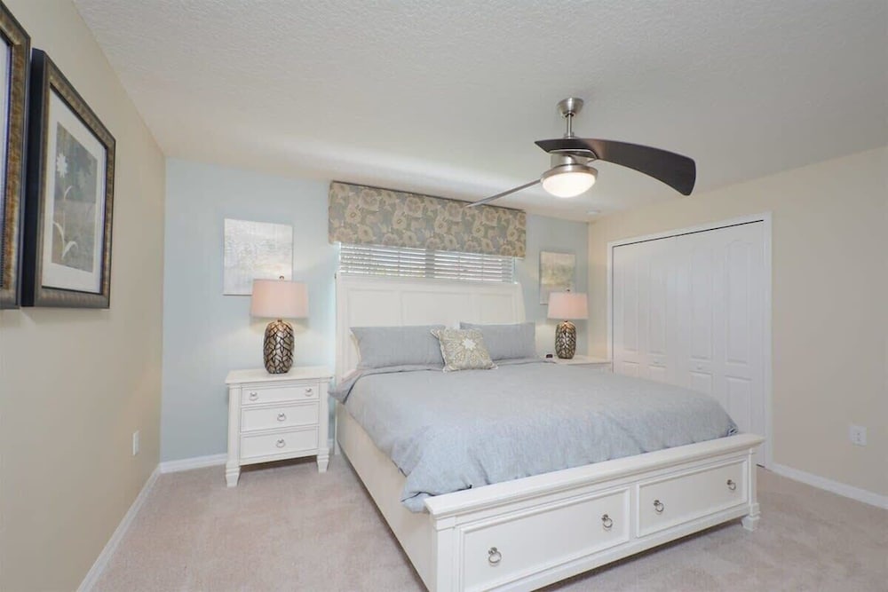 Charming 4bdr Townhome at Storey Lake Resort