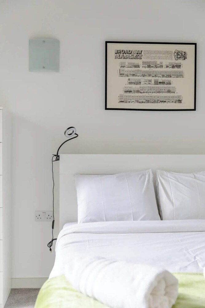 Beautiful & Bright 2BD Flat - Dalston!