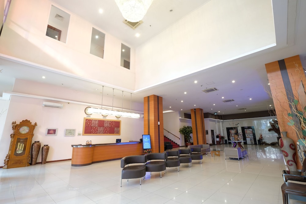 Lampion Hotel Solo