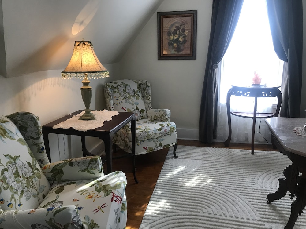 Chambers Guest House B&B