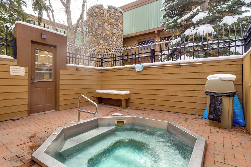 Walk to Main Street: Breck Condo w/ Balcony!