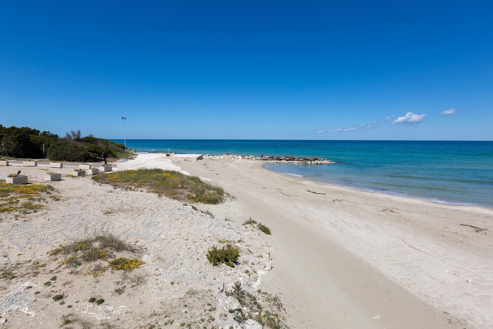 2324 Villa Milhouse by Perle di Puglia view 3