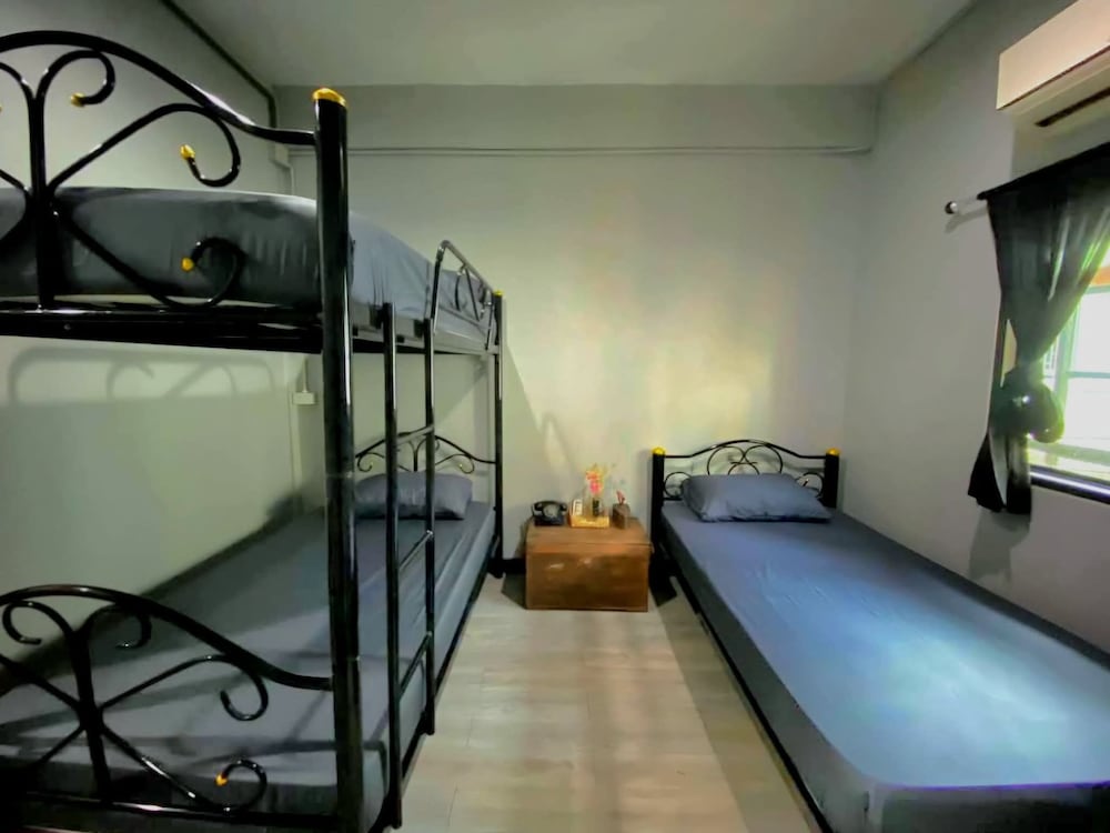 89 Bed & Studio hostel