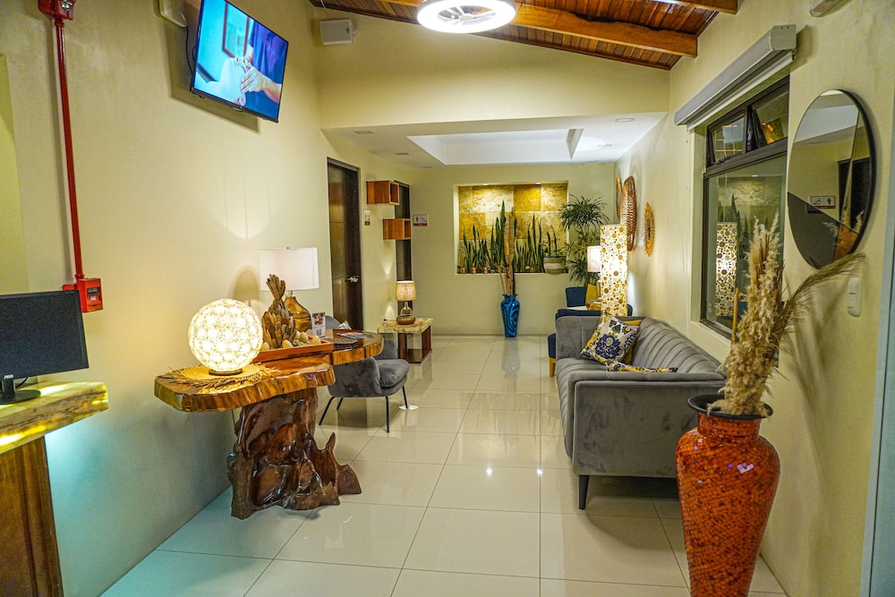 Monteverde Cloud Forest Vacations - Sibu Lodge - Property Image 5