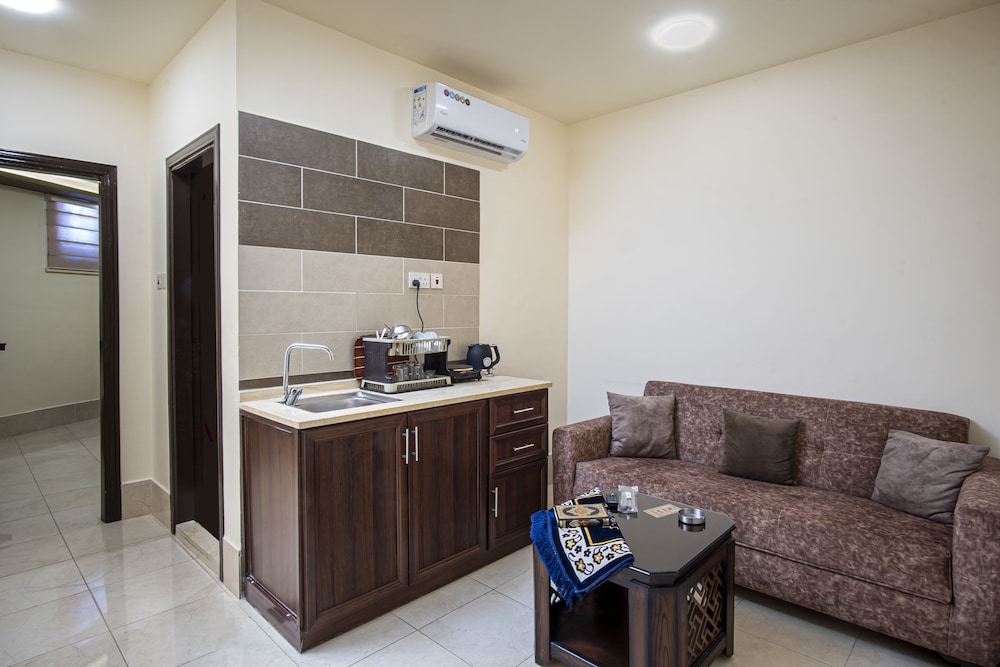 Aqaba Vacations - Al-Riyati For Hotel Apartments - Property Image 5