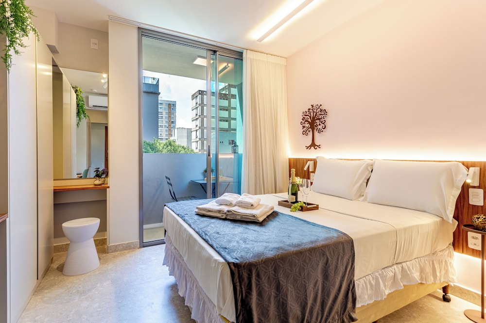Moderno-Pinheiros -AC - Brazilian Corner