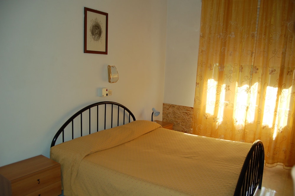 Poggio al Lago