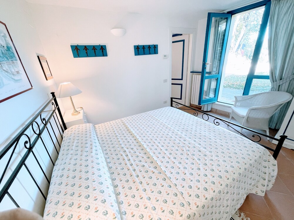 Spoleto Splash:casa Piscina/slps 4/wifi/dishwasher - Very Pretty Setting nr Pool view 2