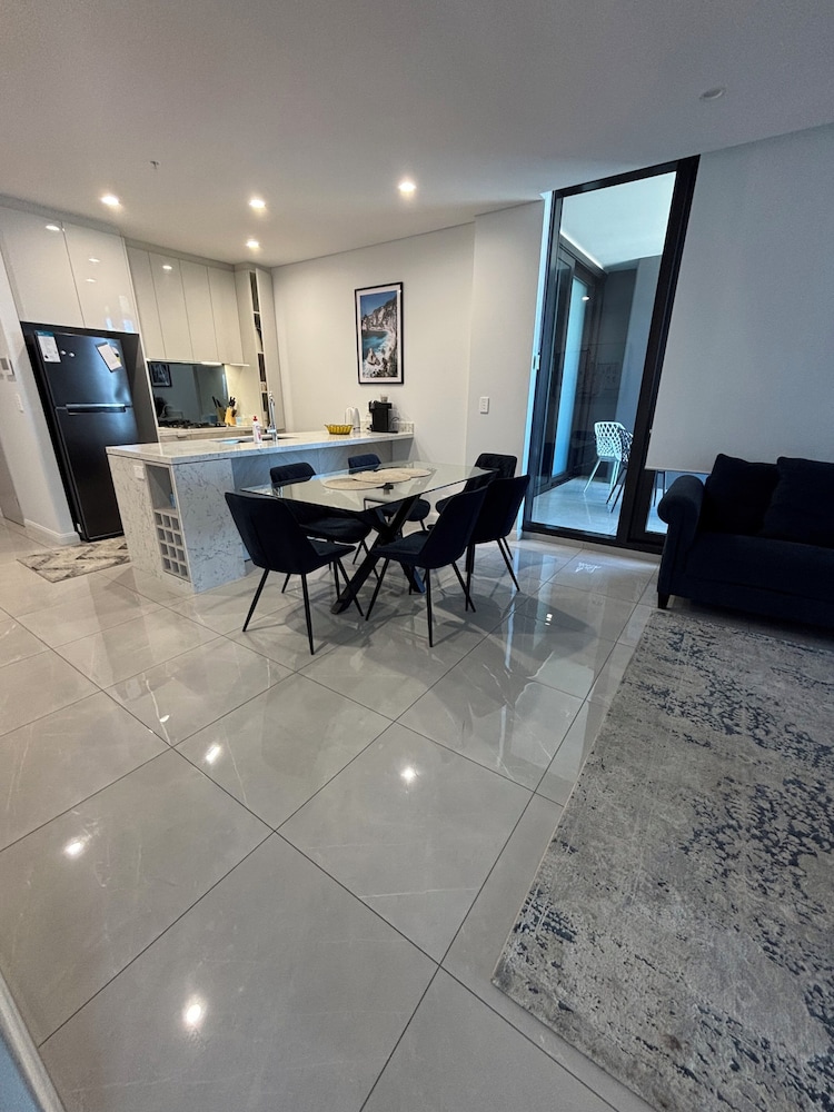 Sky High Luxury - 59th Floor at Ocean