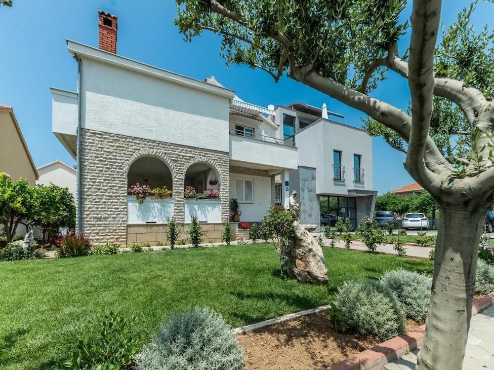 Apartments Grbic