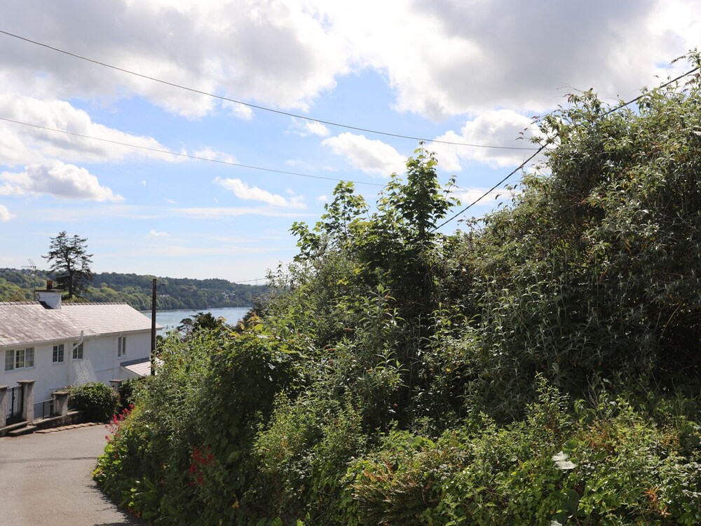 Bryn Teg Cottage view 2