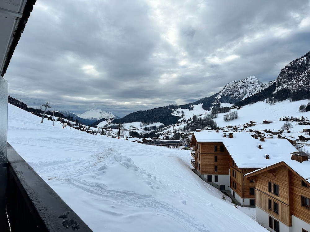 Le Lodge Monteva - Sur les pistes - Esc'Appart