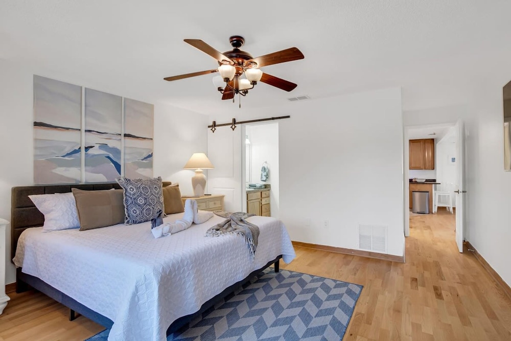 Saltwater Canal Home Heated Pool 3 2 2 Gorgeous Pets Welcome