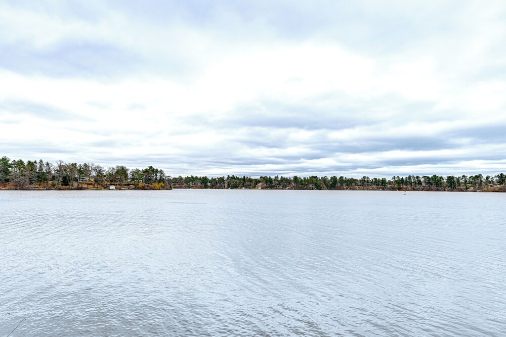 Dock, Deck & View: Lakefront Chippewa Falls Studio