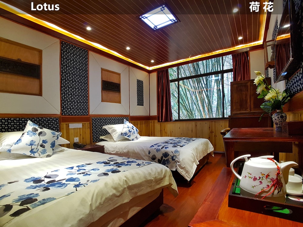 Yangshuo Li River Lodge