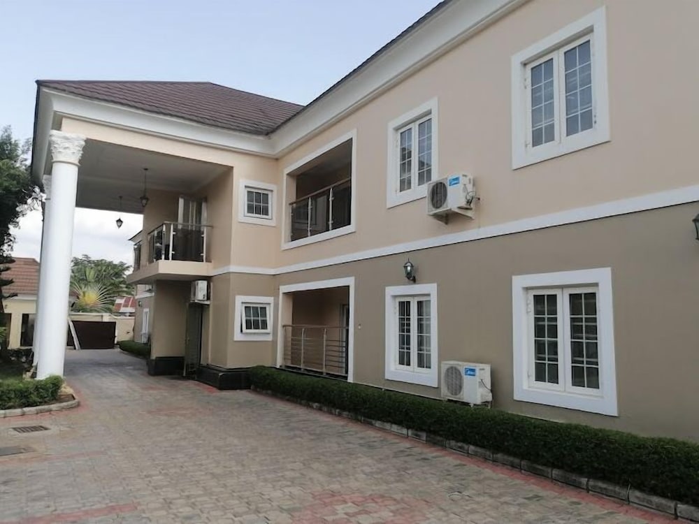 Waxride Residence