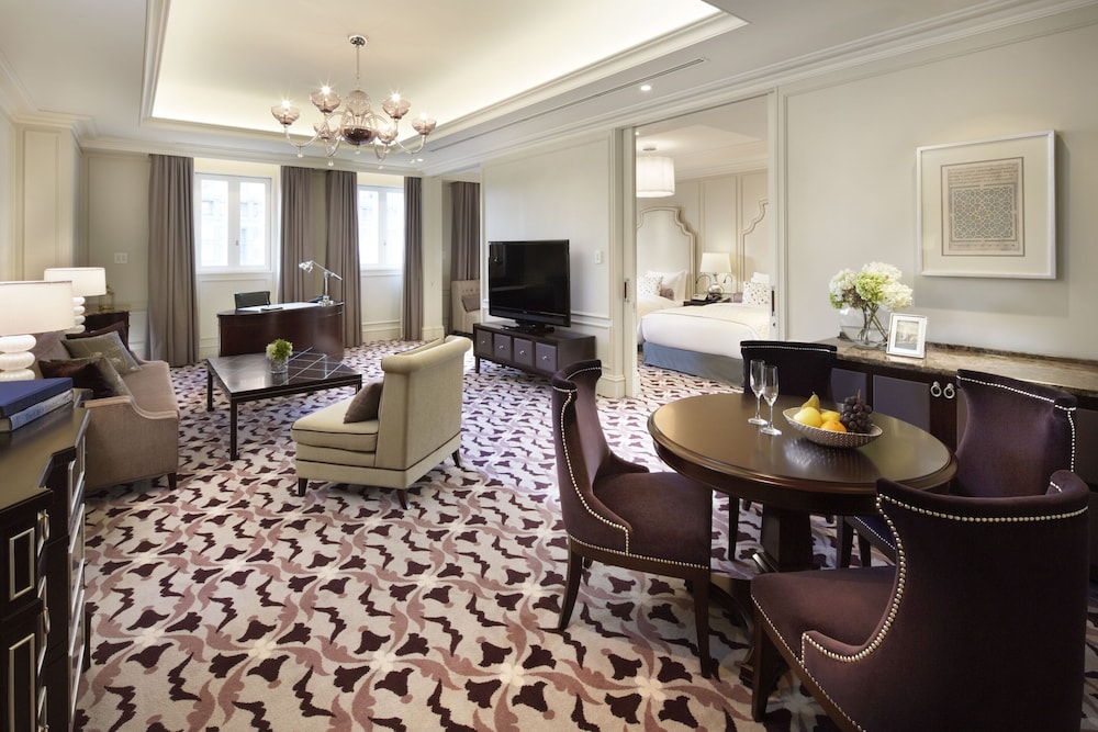 The Tokyo Station Hotel 47