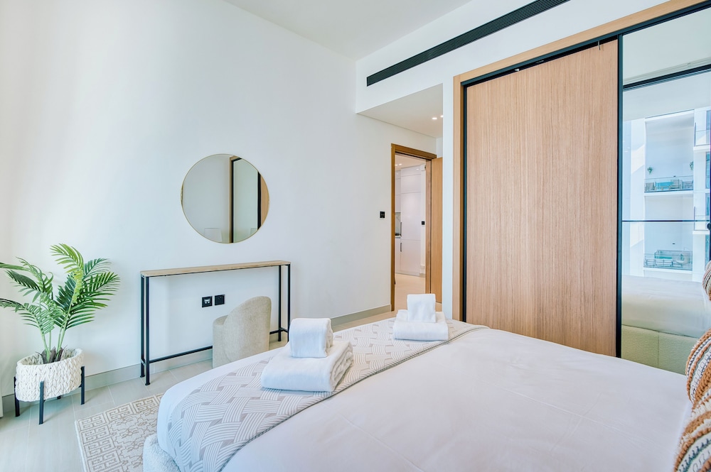 PVH - Tranquil 1BR - Binghatti Lavender