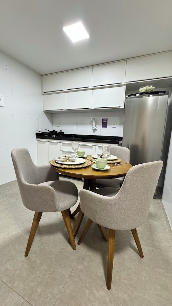 FLAT VIP SOLON MANAIRA