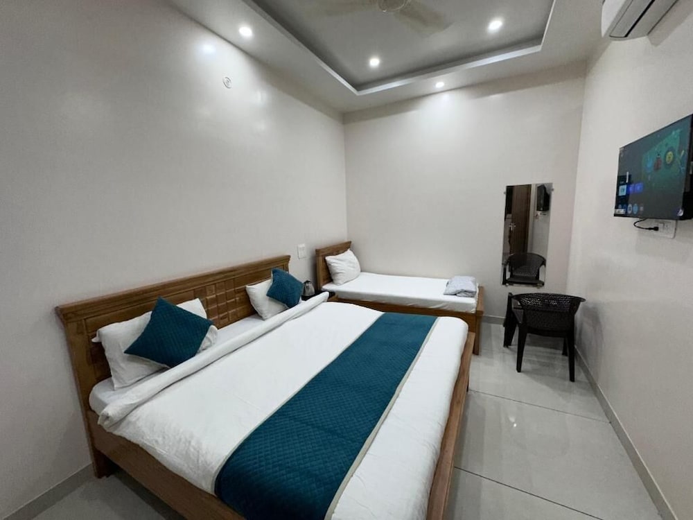 Nisha Guest Inn