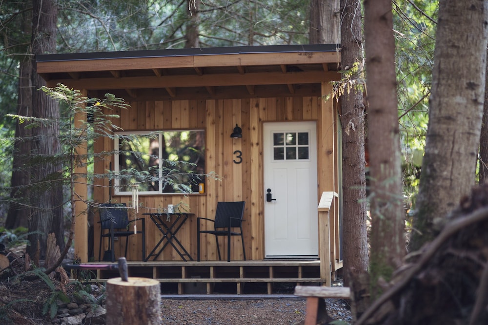 Heartwood Retreats