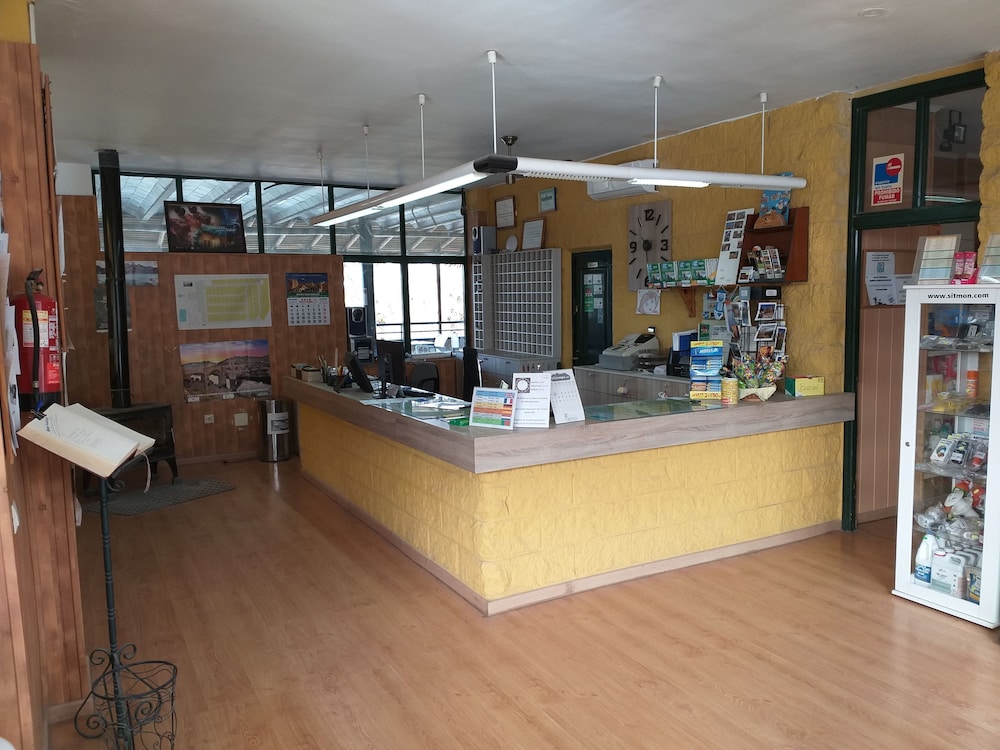 Hostal - Camping Ciudad de Cáceres