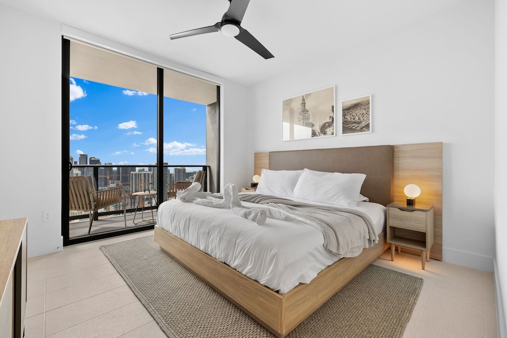 Downtown Luxury with Panoramic Views