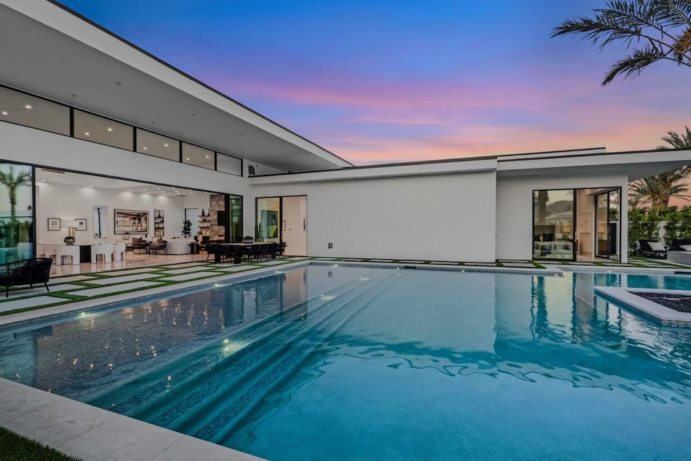 Villa Sleeps 17 w/ Pool, Firepit, Putting Green Bravo Villa 3 by Avantstay