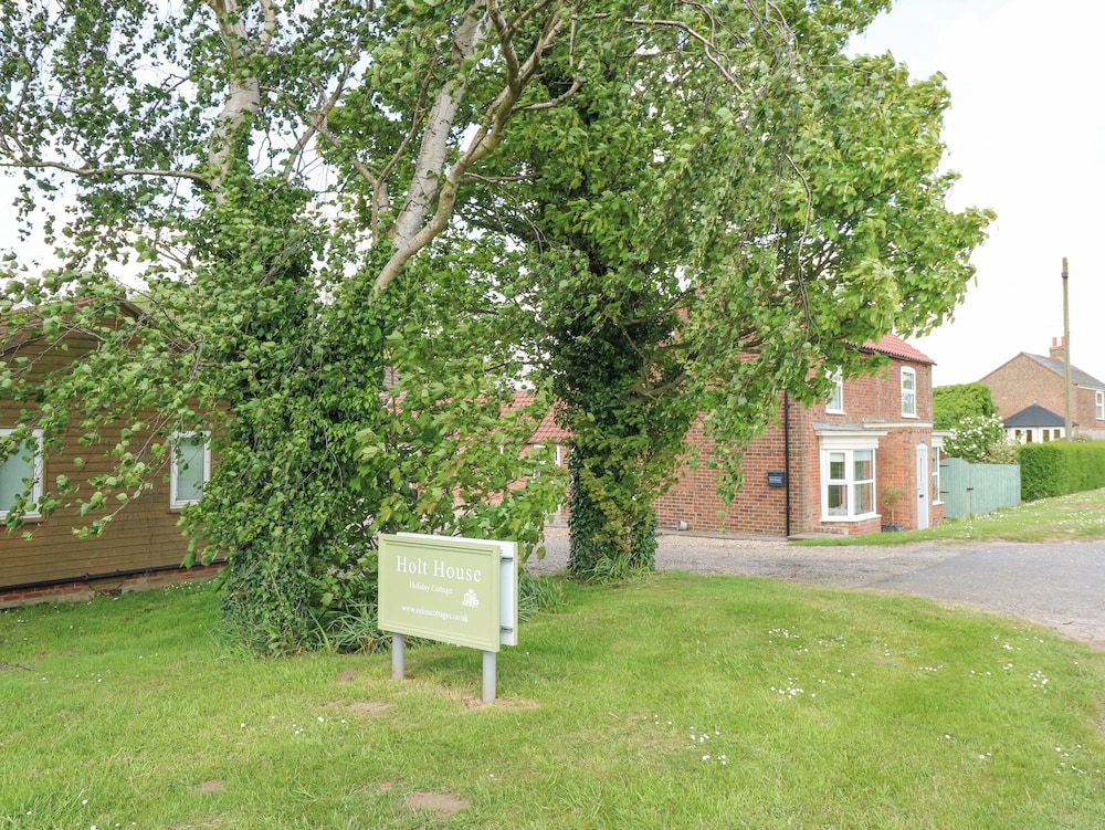 Holt House