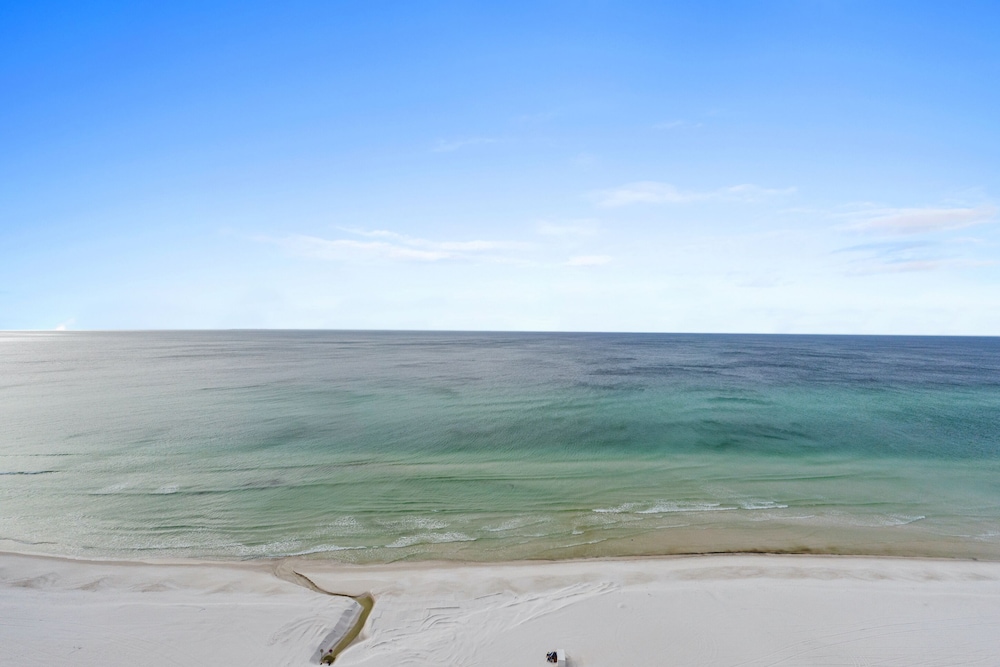 Grand Panama Beach Resort by Panhandle Getaways