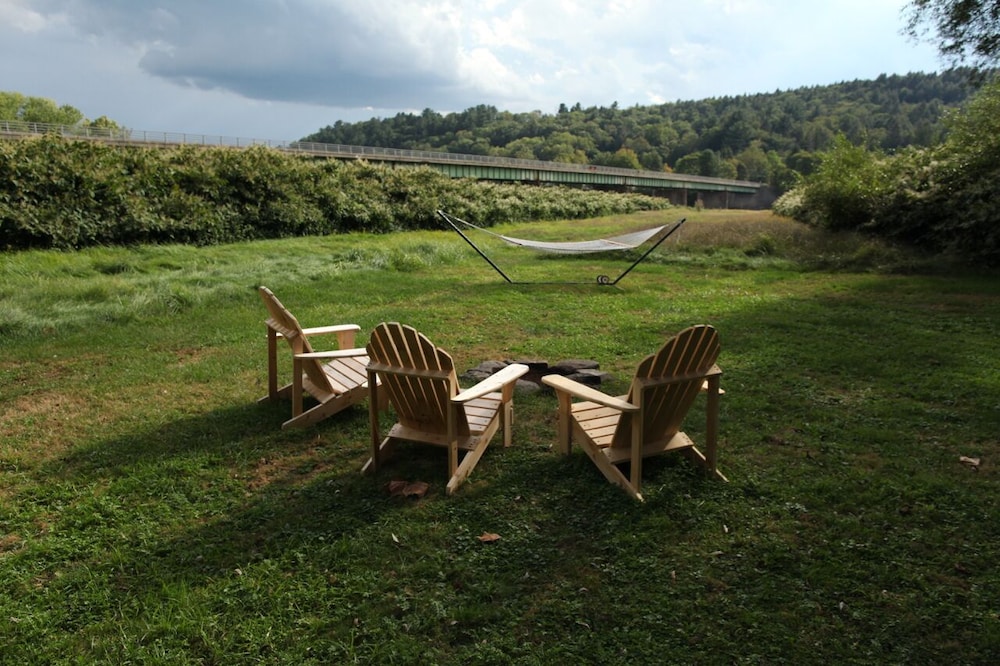 Nine River Road view 2