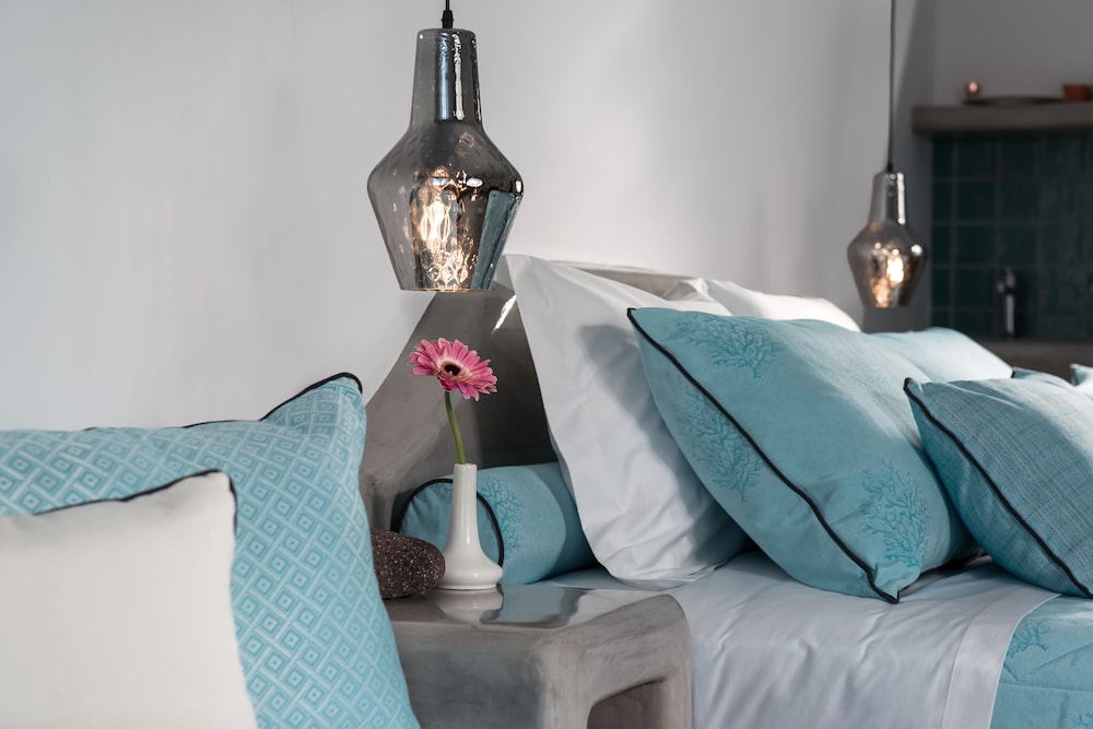 Elements of Caldera Suites