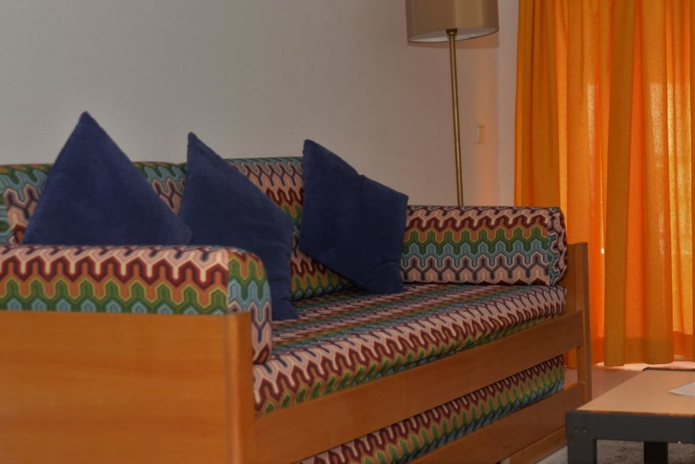 Apartamentos Lindomar