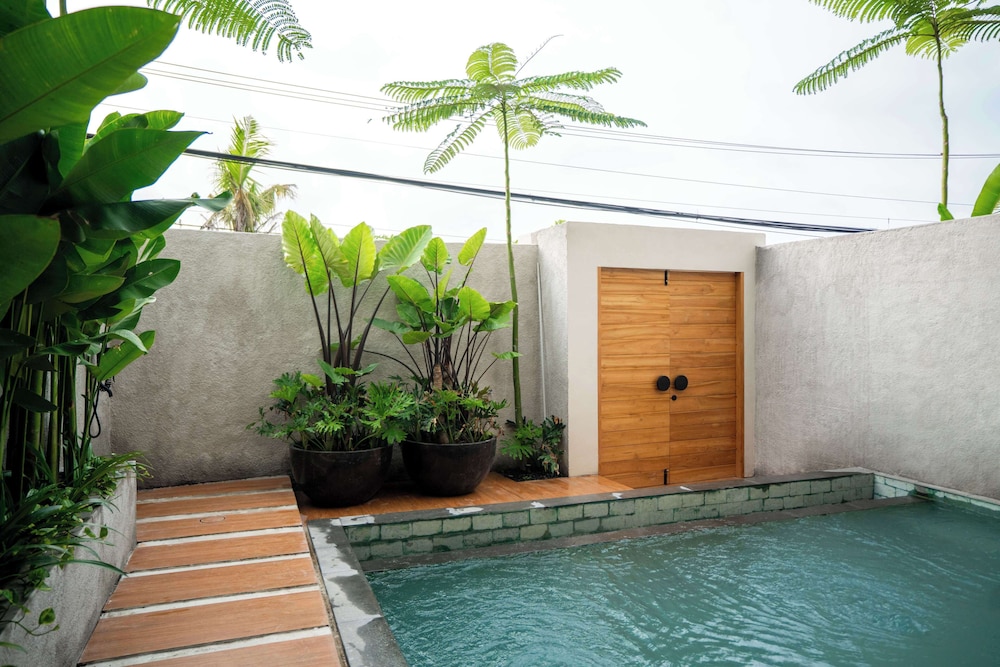 Azora Villa - 3 BR Villa