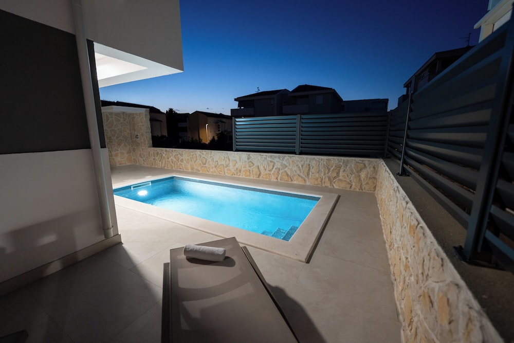 Relax apartments with private pool