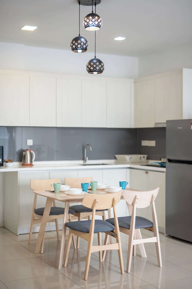Bright 2BR Suasana Stay Near JB Sentral CIQ