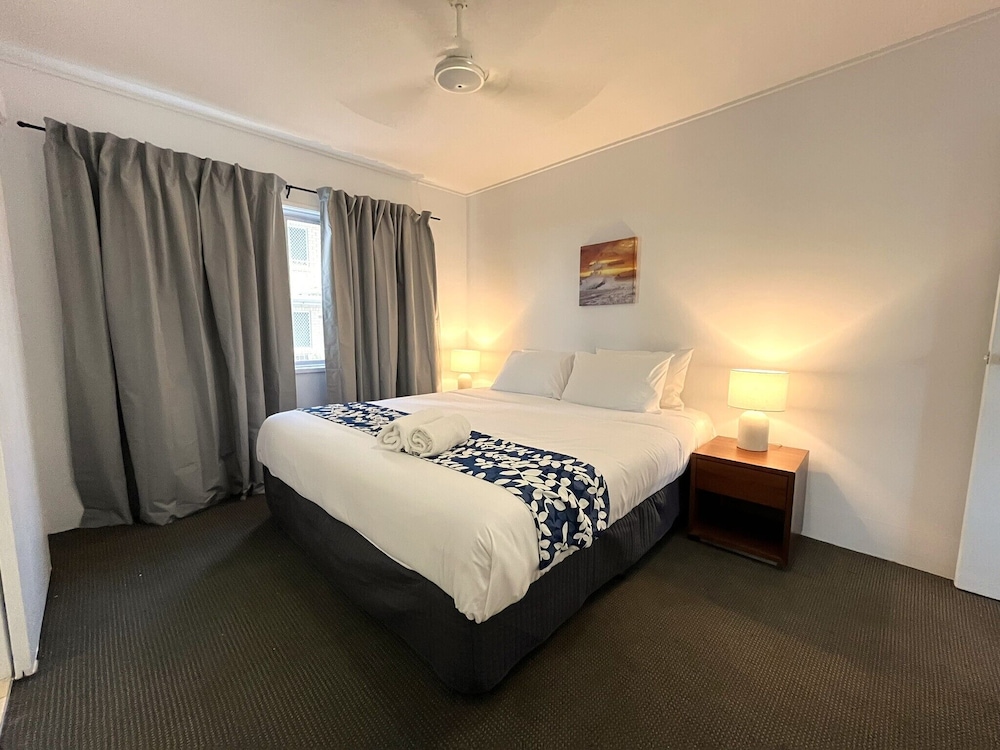 Mermaid Beach Vacations - Browns Broadbeach - Property Image 54