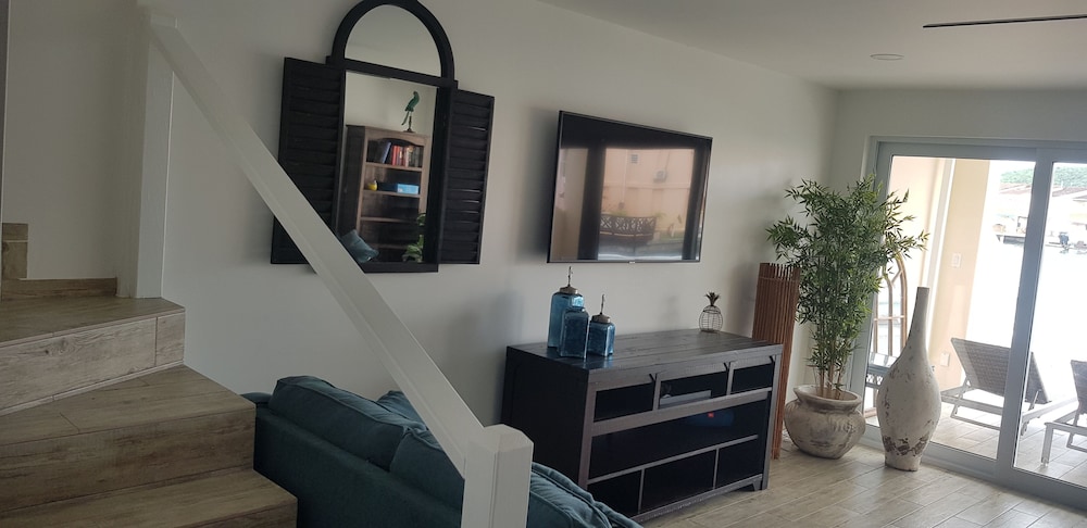 HBK Villa Rentals at Jolly Harbour