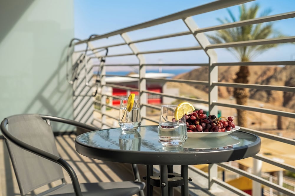 Red Canyon Peaceful Stay by Sea N' Rent