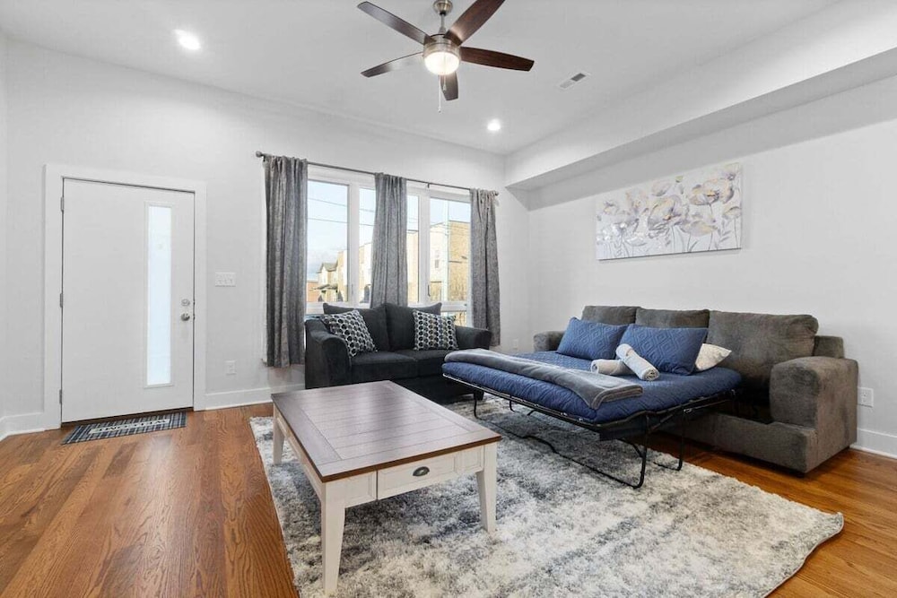 Rebecca's Downtown Luxury Living